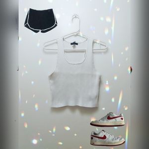 White Vertical Knit Cropped Tank top size XL